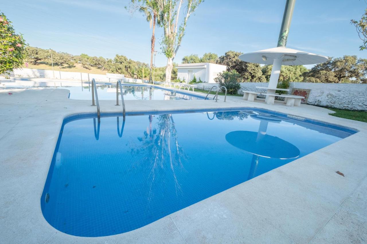 Dom wakacyjny Agradable Con Piscina
