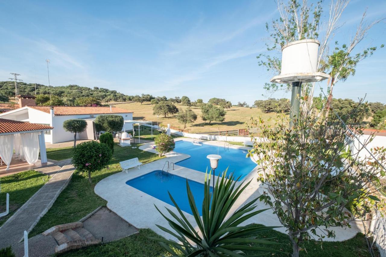 Agradable Con Piscina Dom wakacyjny *
