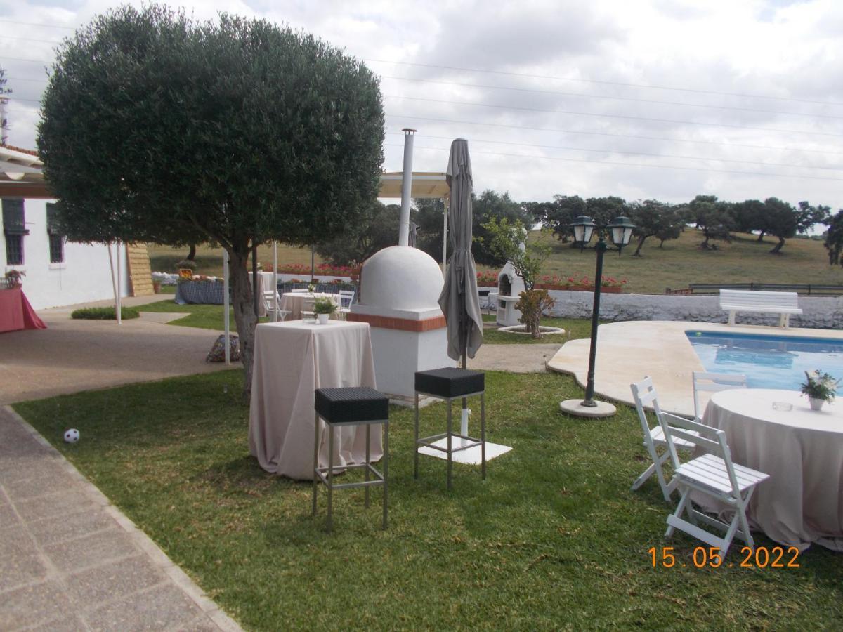 Dom wakacyjny Agradable Con Piscina *