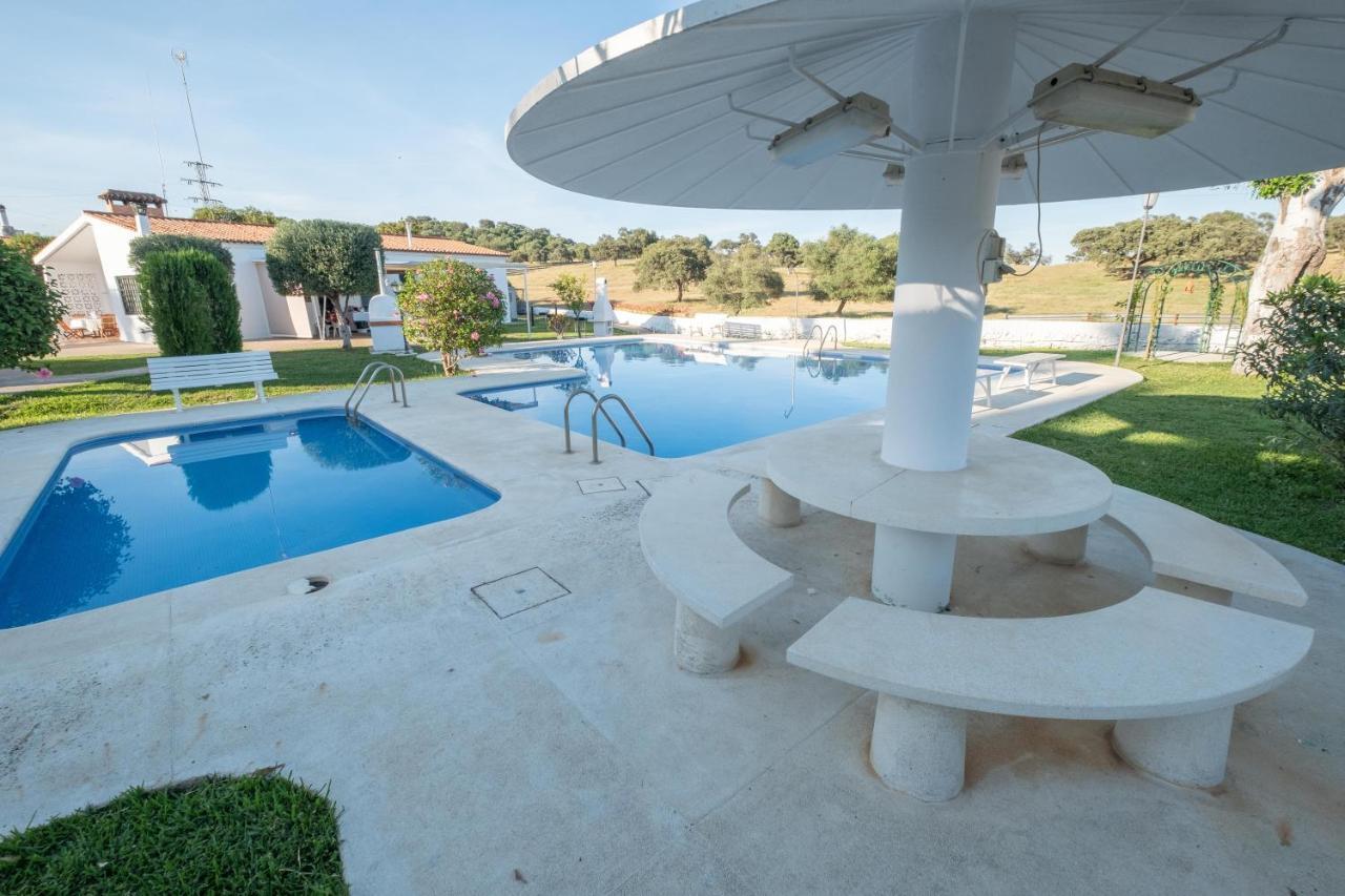 Agradable Con Piscina * Sewilla